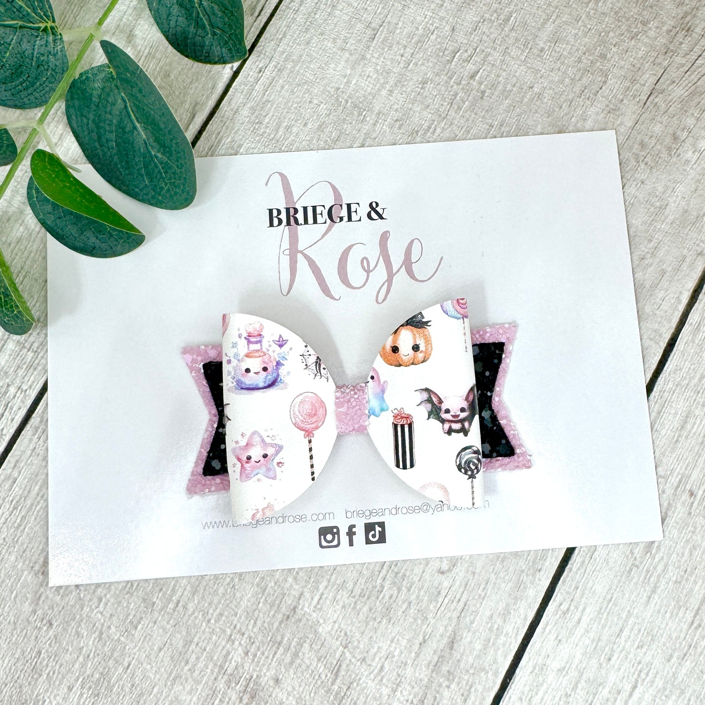 Trick or Treat Bow