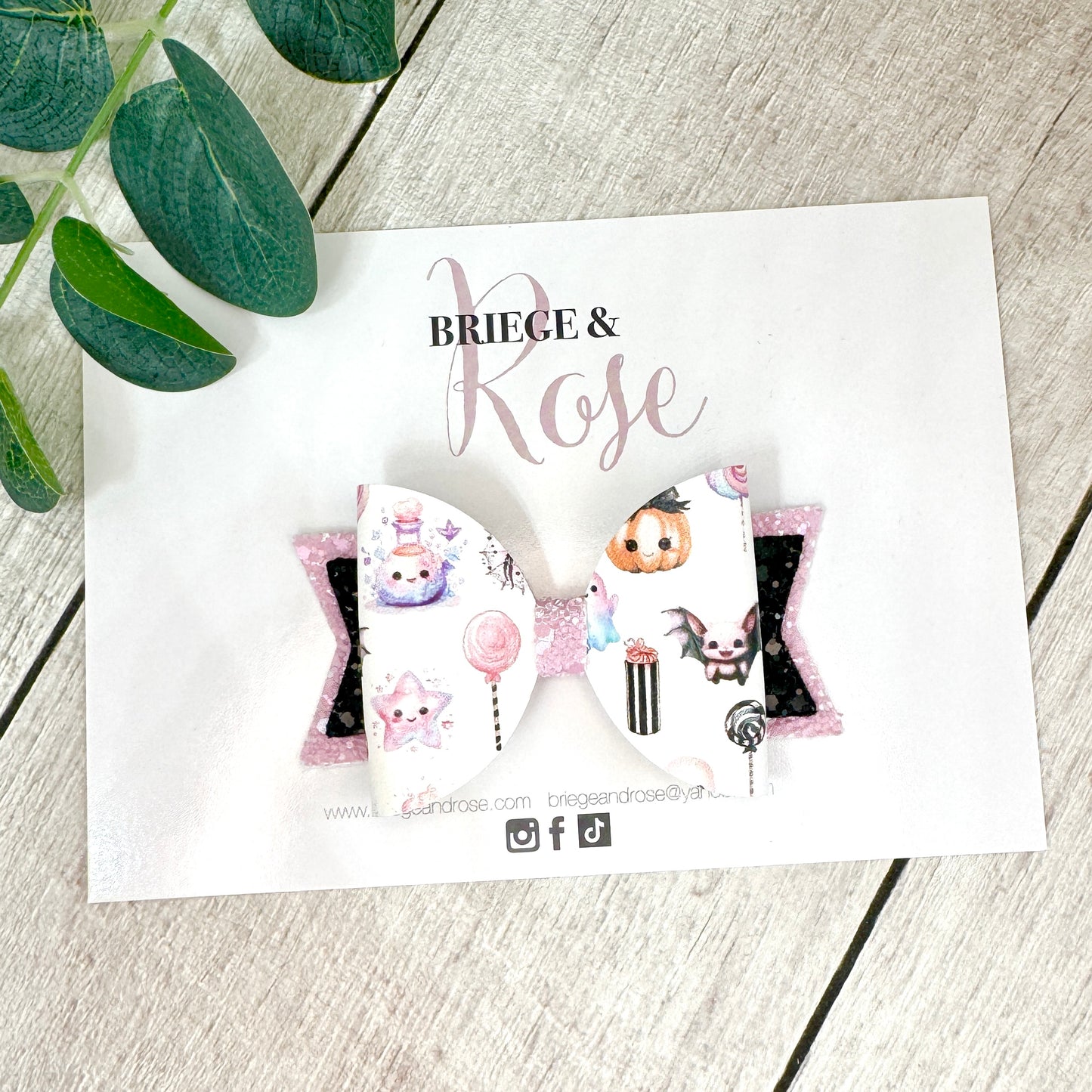 Trick or Treat Bow