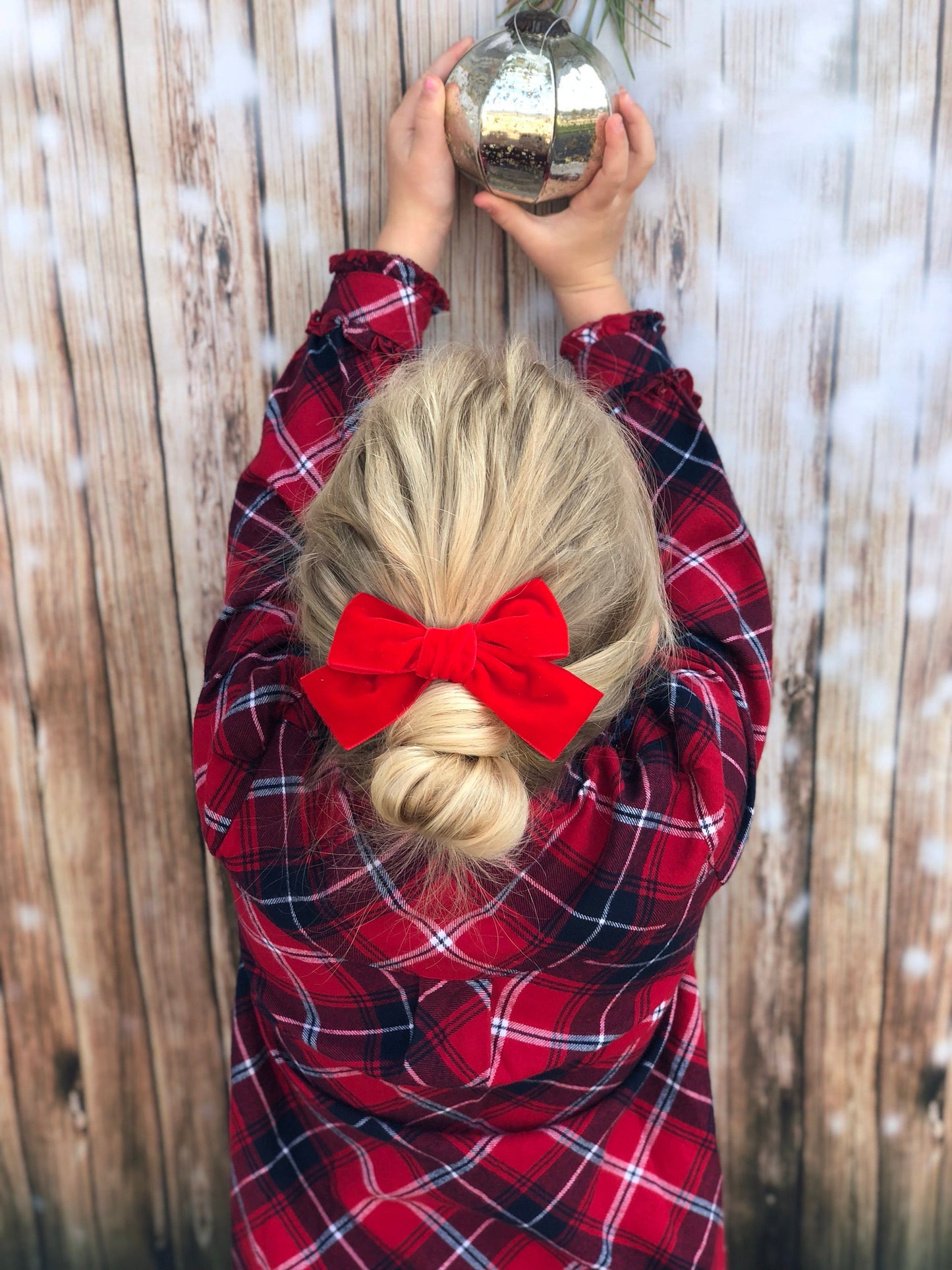 Tied Velvet Bow - red