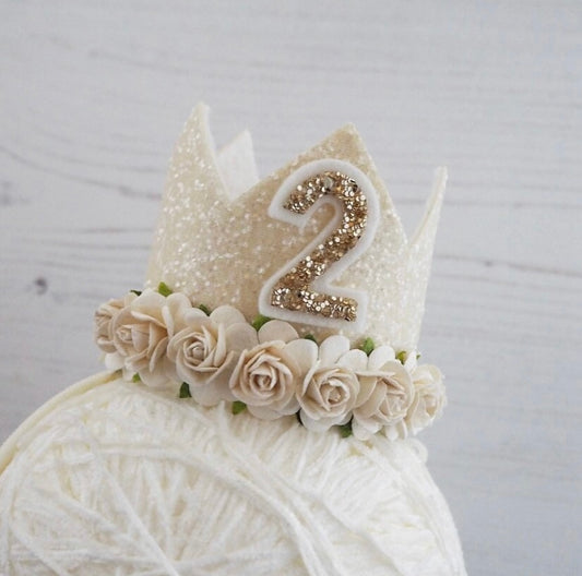 Birthday Crown - cream