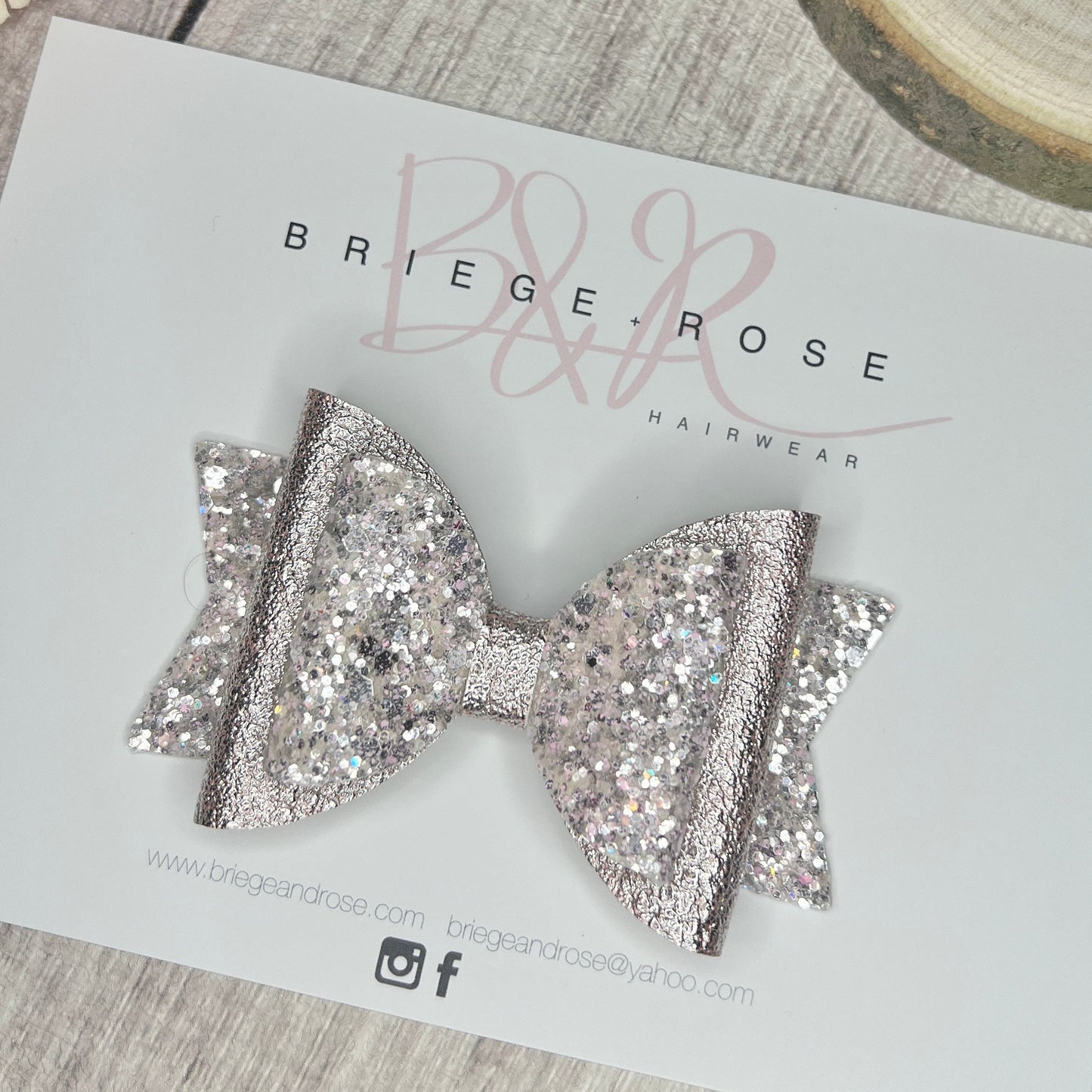 Belle Bow - crystal pearl